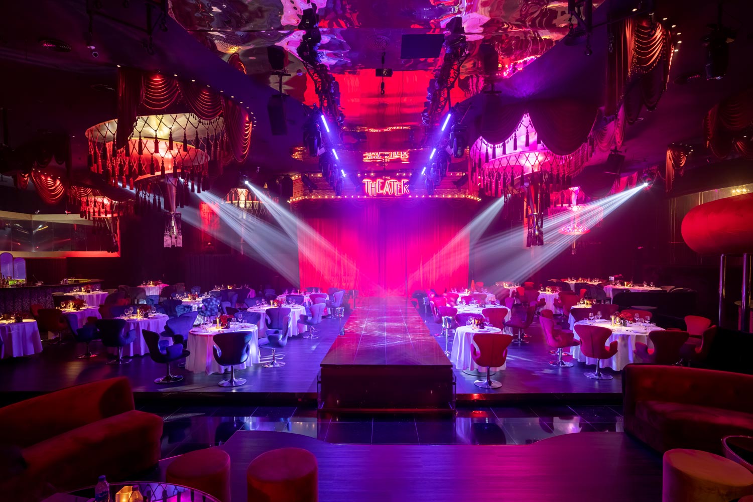first-look-new-nightlife-venue-the-theater-at-fairmont-dubai-time
