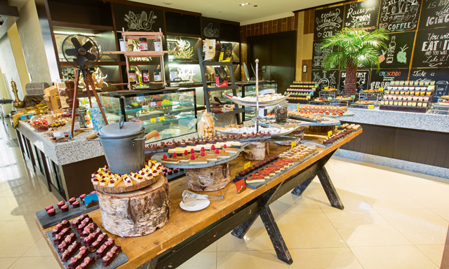 Fork Cork Brunch Time Out Dubai
