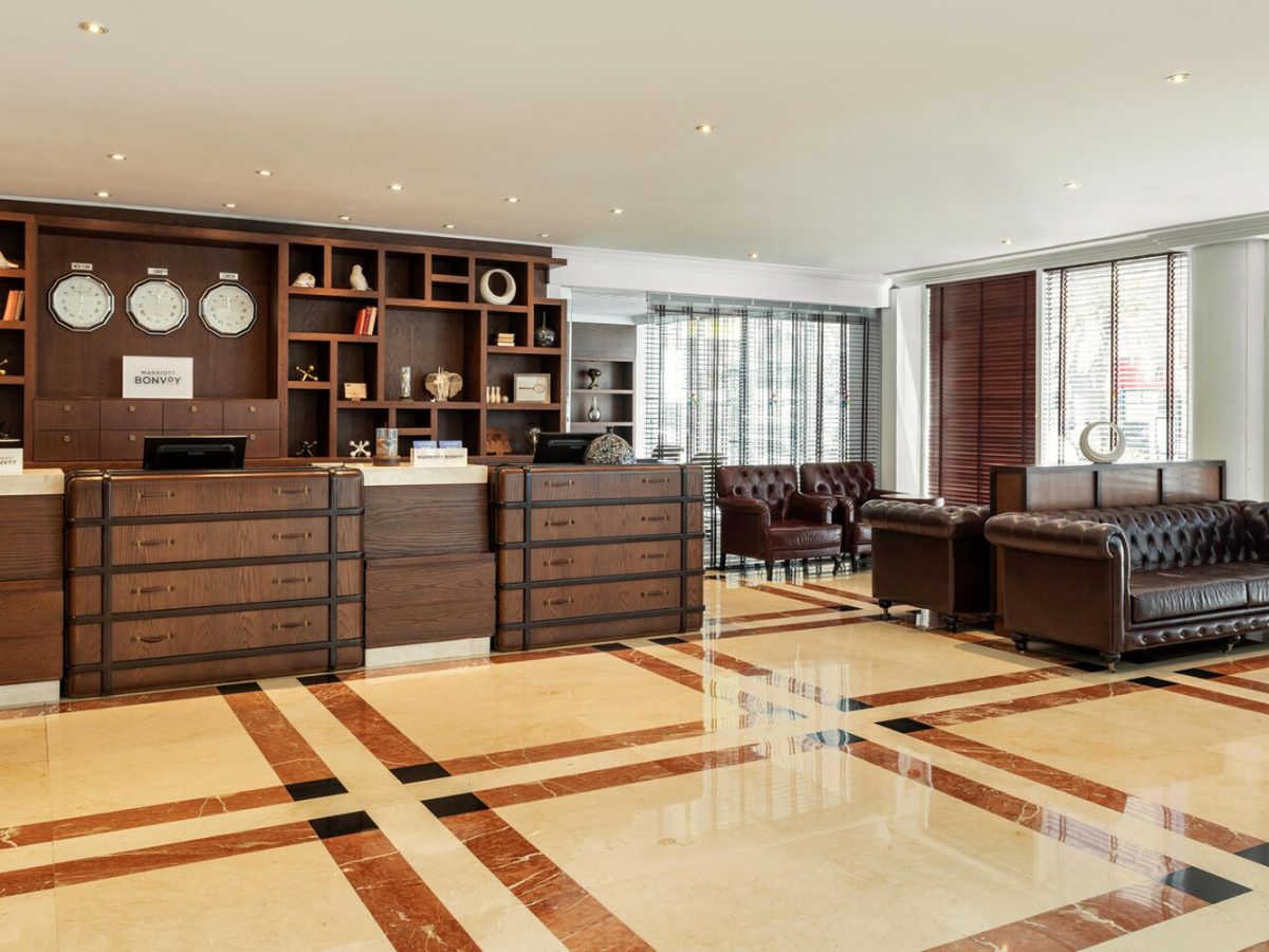 sheraton hotel in bur dubai