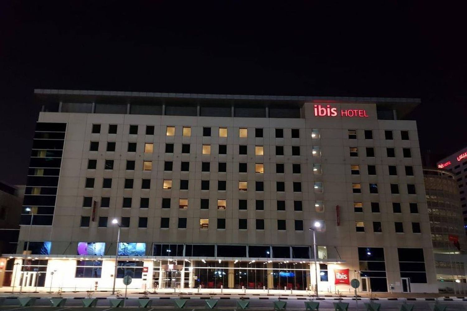 دبي فندق ايبيس احجز فندق