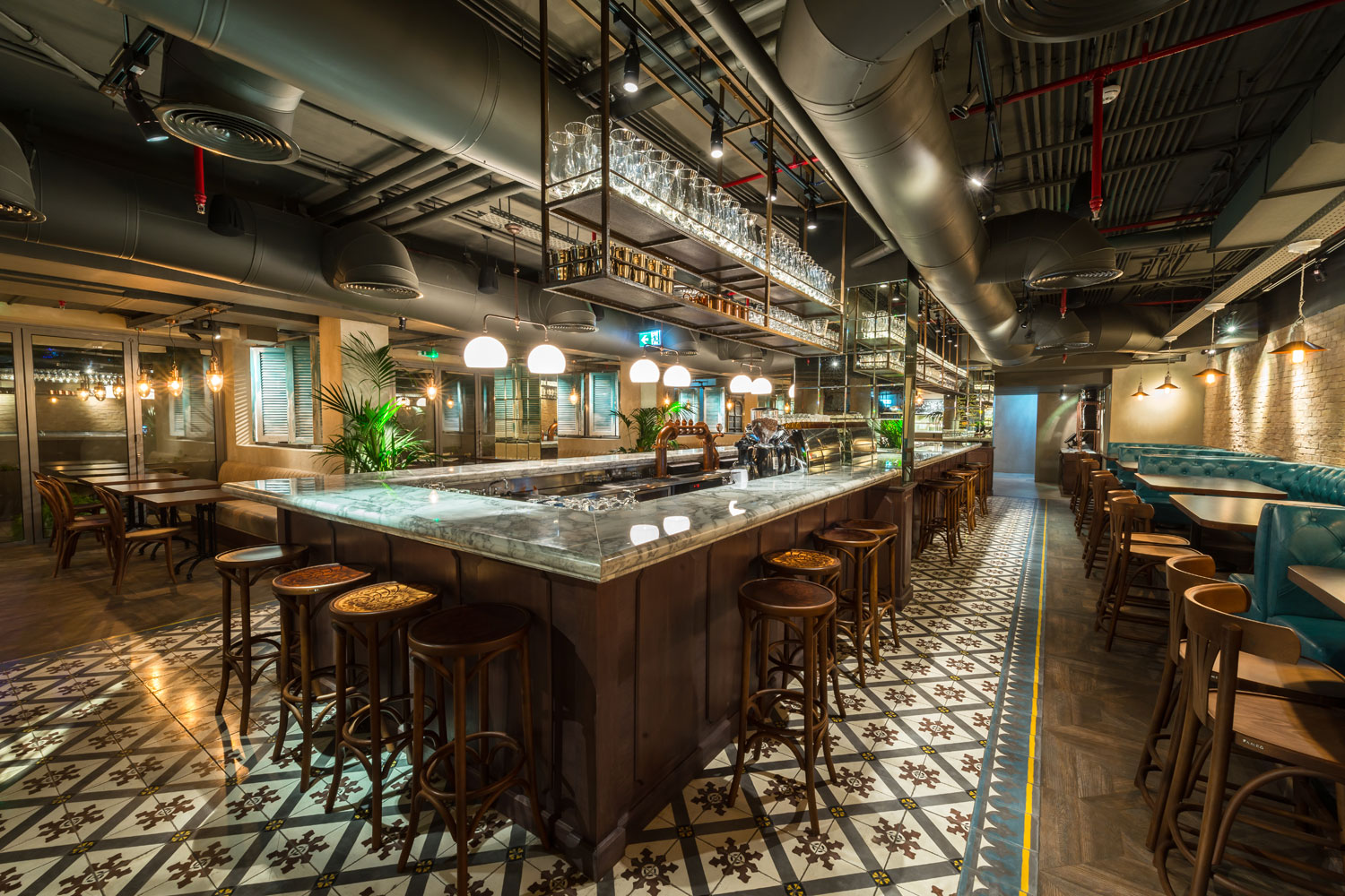 Nola Eatery Social House in Dubai Bar Pub Reviews