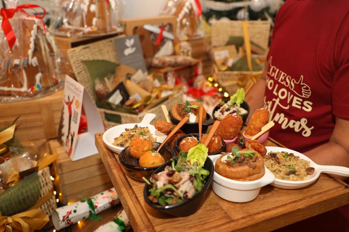 100-days-to-christmas-celebration-at-hillhouse-brasserie-and-duck-hook