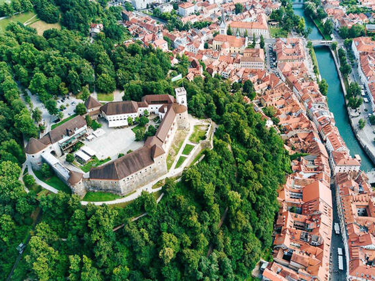 9 Most Romantic Places in the World Romantic Holiday Destinations 9 Most Romantic Places in the World Romantic Holiday Destinations