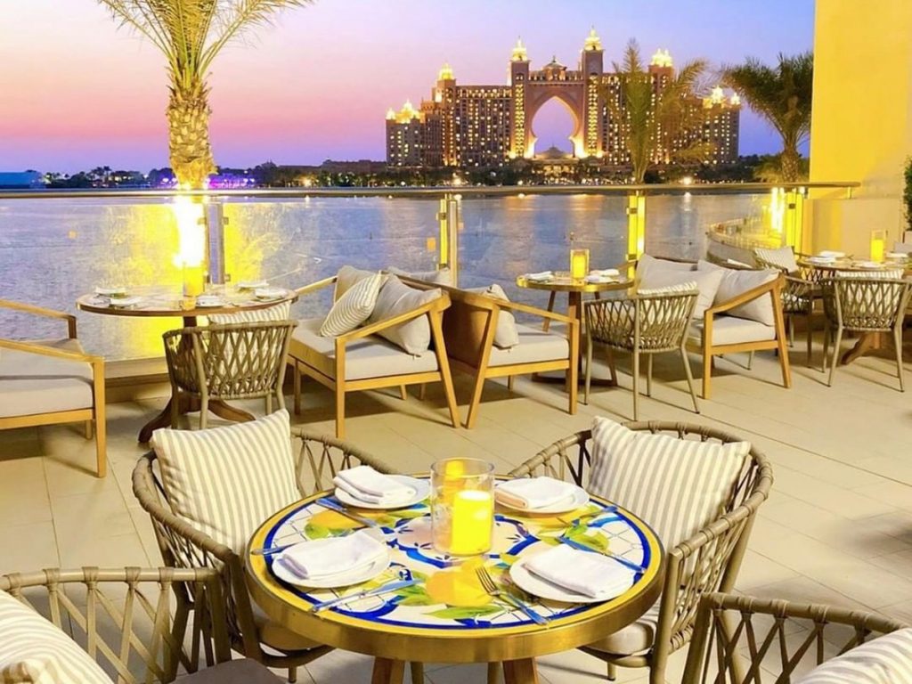 The pointe restaurants hotsell