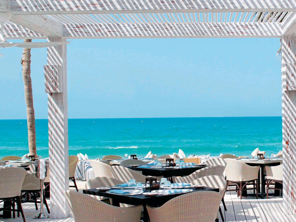 Best spots for Sundowners in Dubai: Shimmers