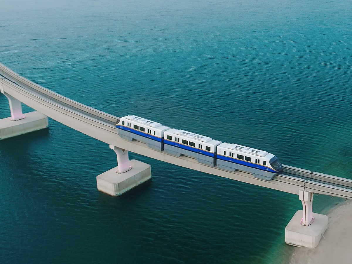 The Palm Monorail: The Pointe Station is now open
