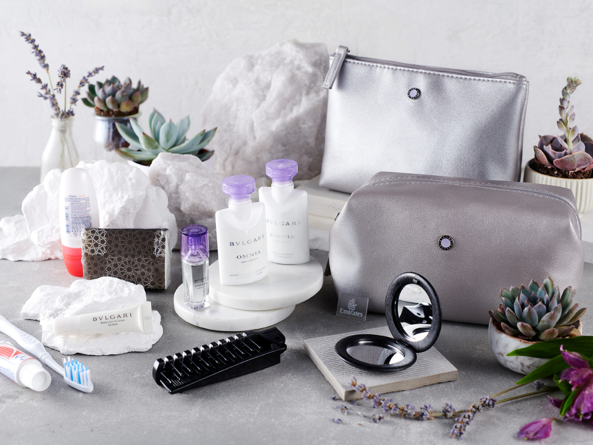 Emirates Amenity Kits for First and Business - SUPERTRAVELME.com