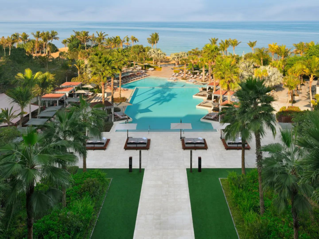 Banyan Tree Dubai: Caesars Palace Dubai becomes Banyan Tree Dubai ...