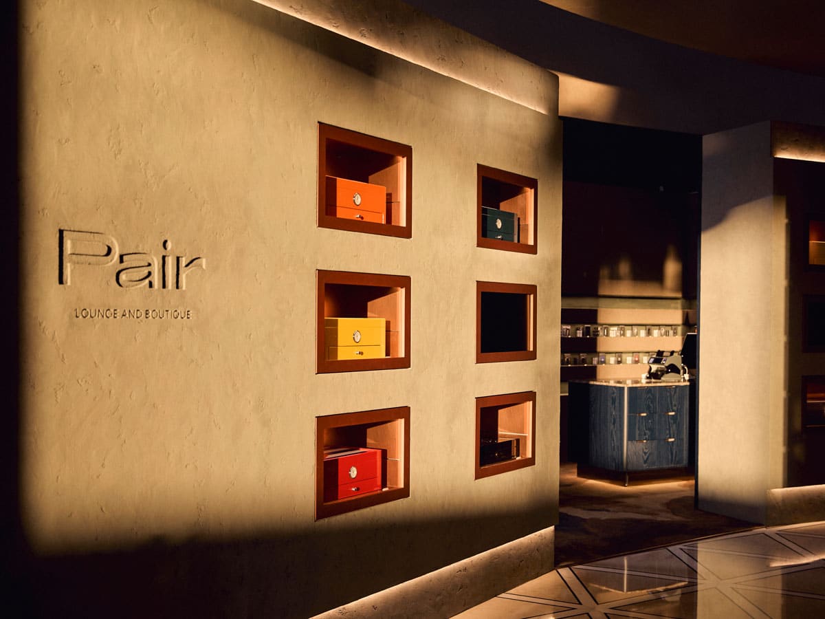 Pair-Cigar-Lounge-1.jpg