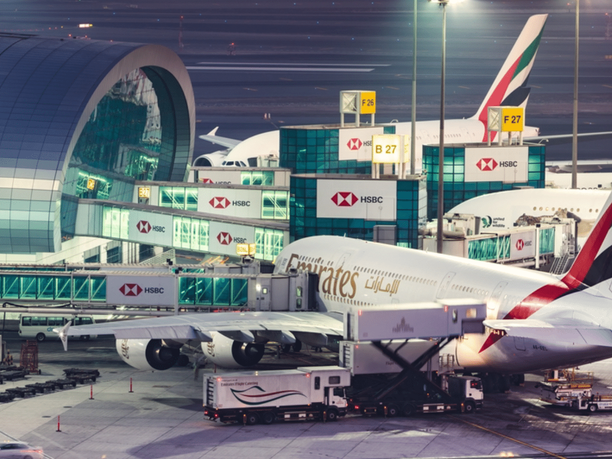 DXB UAE flight cancellations