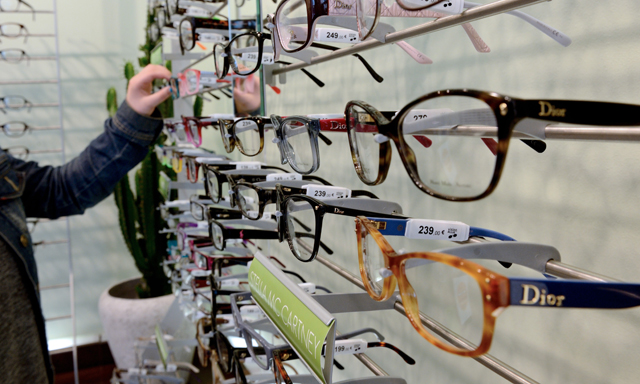 Optical technician job in dubai