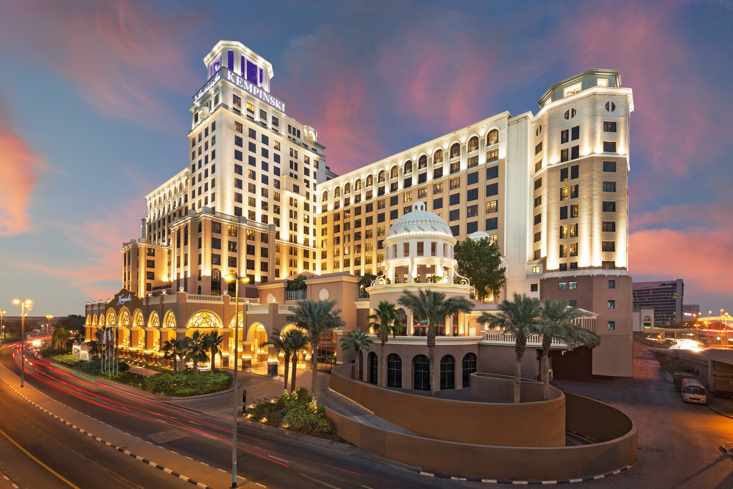 Free Ski Dubai tickets with a staycation at Kempinski Hotel Mall of the