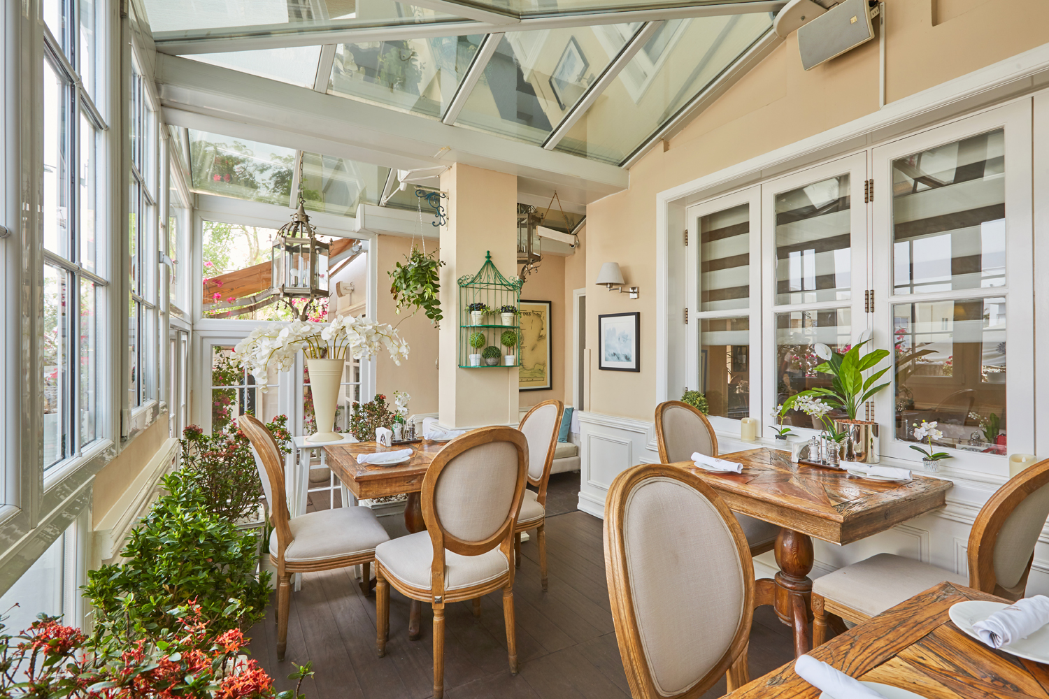 The Hamptons Cafe., Dubai - Jumeirah Reviews | British cuisine