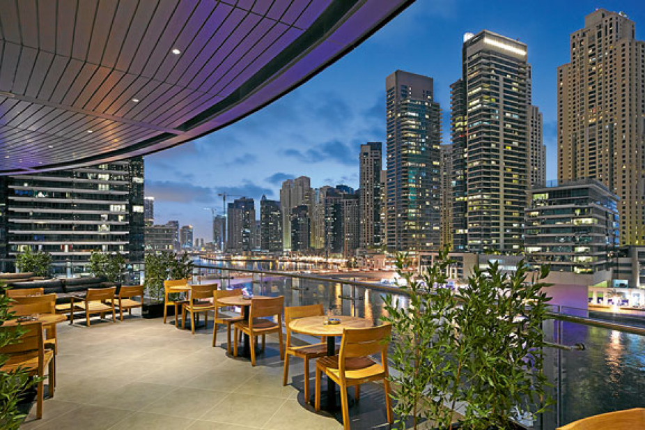 Where To Drink In Dubai Marina Bars Nightlife Time Out Dubai