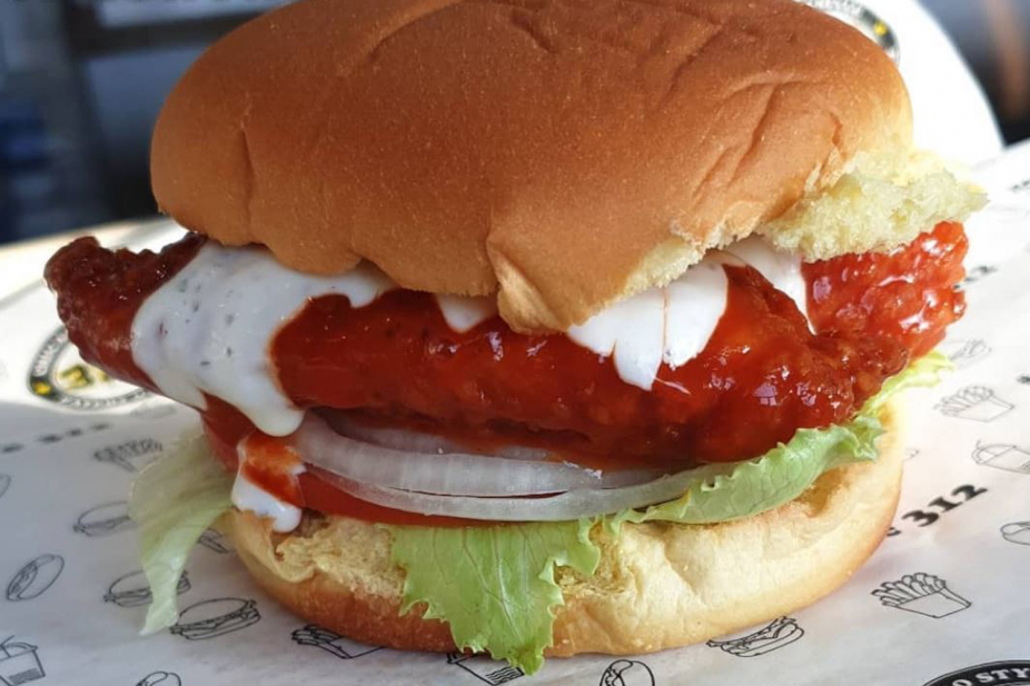 Dubai S Best Fried Chicken Sandwiches Restaurants Time Out Dubai