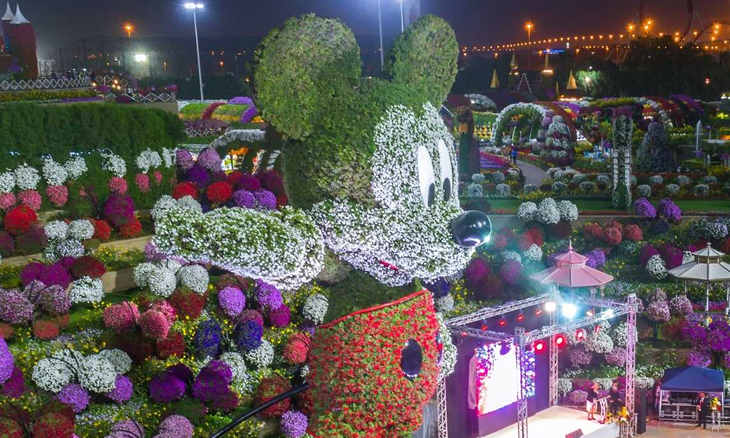 Mickey Mouse Arrives In Dubai Miracle Garden Kids Activities
