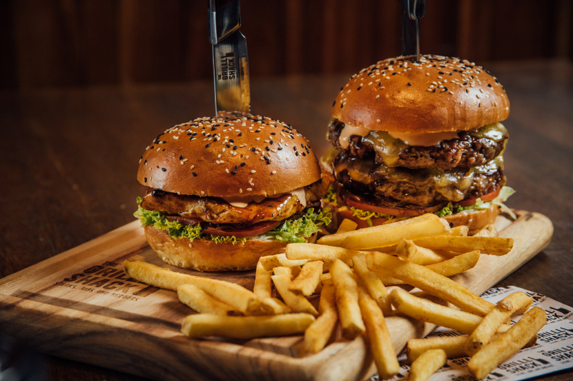 Free Burgers At The Grill Shack In Dubai All October