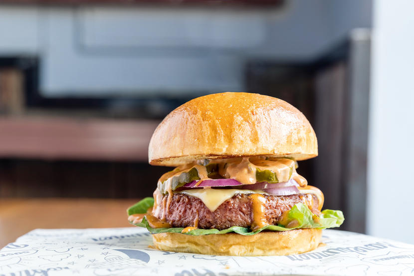 Bareburger Dubai Jumeirah Reviews Burgers Cuisine Restaurants Time Out Dubai