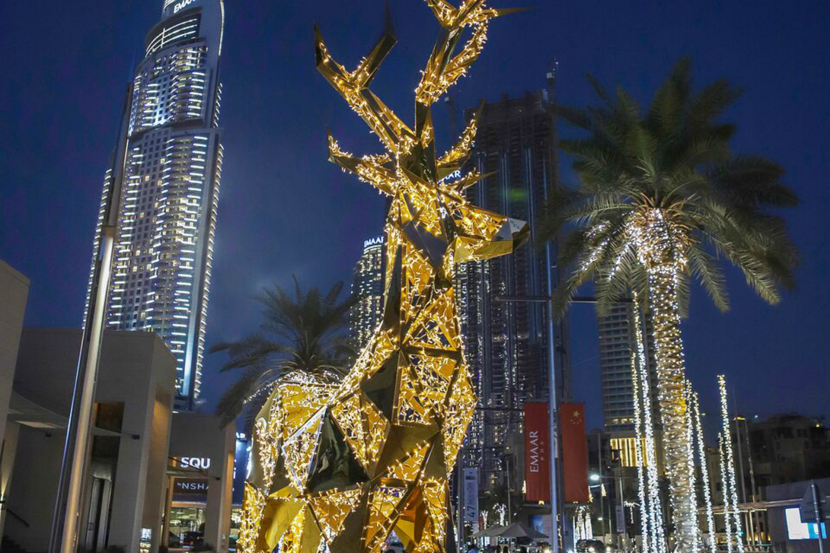See Pieces From World Renowned Artists In Downtown Dubai Art