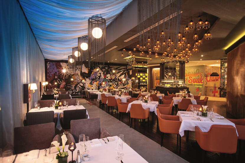 Soul Restaurant & Bar, Dubai - Dubai Marina Reviews | Bars & Nightlife