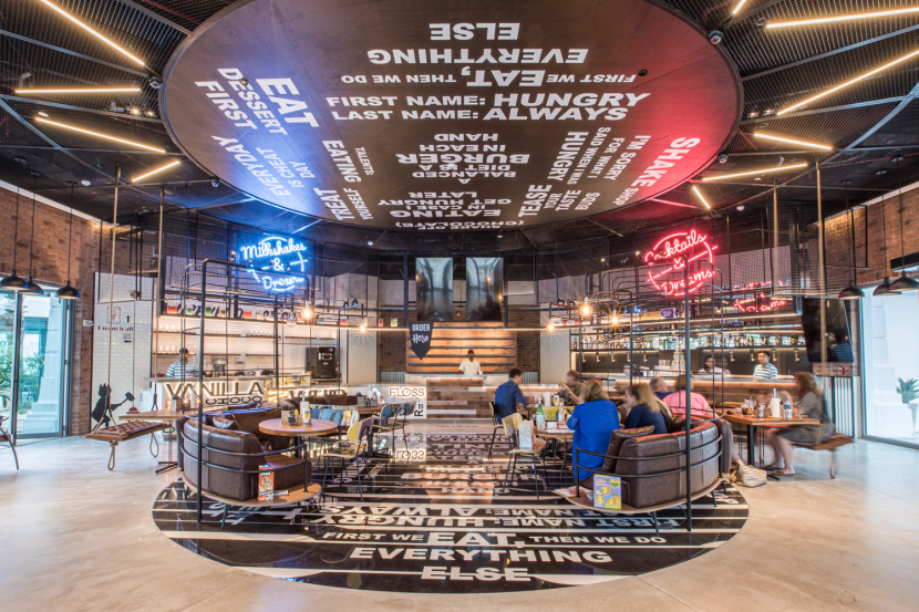 FIRST LOOK: Atlantis The Palm's new crazy burger joint Beach Buns |  Restaurants | Time Out Dubai
