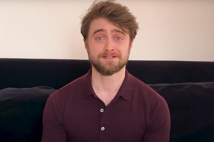 Daniel Radcliffe Is Reading Harry Potter And The Philosopher S Stone From His Sofa Time In Culture Kids Time Out Dubai