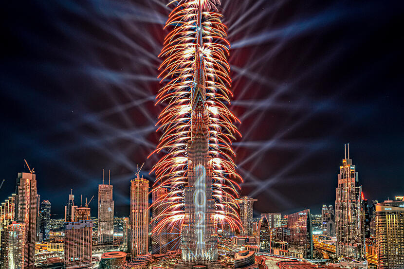 Dubai S Burj Khalifa S New Year S Eve 2020 2021 Fireworks In Pictures New Year S Eve 2020 2021 Time Out Dubai