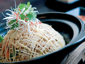 Restaurants In Palm Jumeirah Dubai With Features Like Alcohol Served Time Out Dubai